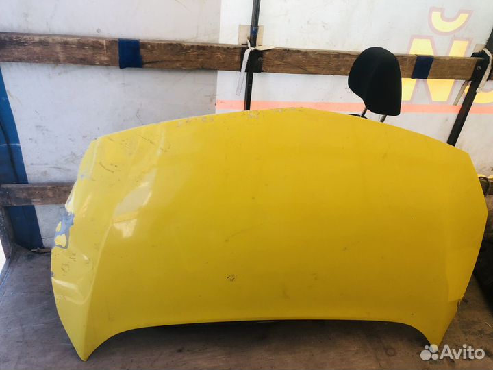 Капот на Opel Astra GTC