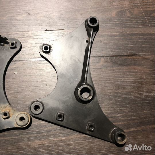 Кронштейны двигателя для Kawasaki ER6n 12-16