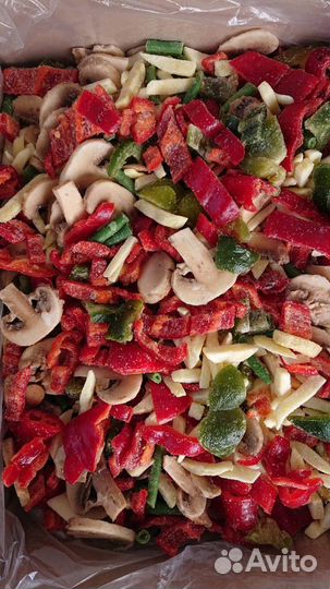 Брусника, клубника, ягоды, овощи