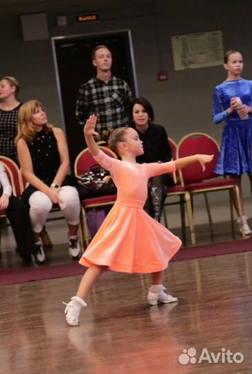 Рейтинговое платье 122 128 бархат