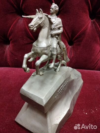 Скульптура Пётр l (Медный всадник)