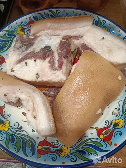 Продаю сало