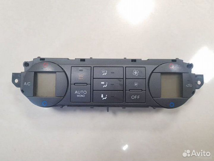 Блок управления климат-контроля Ford Focus 2 седан