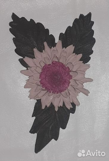 Брошь ручной работы