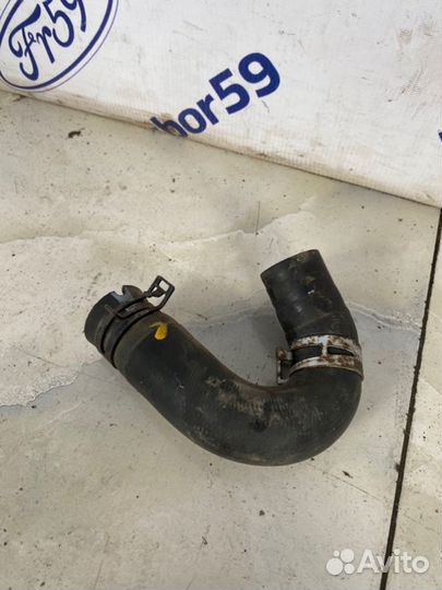 Патрубок системы охлаждения нижний Mazda Mazda3 BL