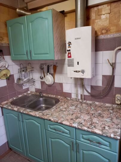 2-к. квартира, 40 м², 3/3 эт.