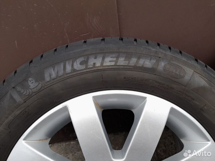 Диски Форд Фьюжн литые(оригинал) +шины Michelin