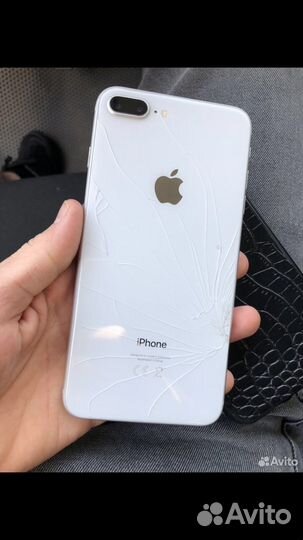 iPhone 8 Plus, 64 ГБ