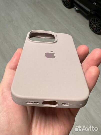 Чехол на iPhone 15 pro
