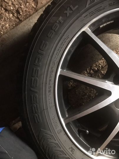 Nokian Tyres Hakkapeliitta 8 225/55 R16 47V