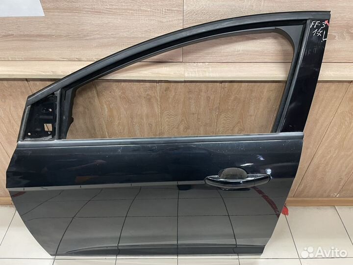 Дверь передняя левая 1810218 Ford Focus 3 рестайл
