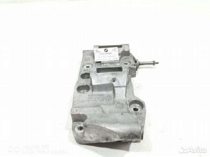 Кронштейн генератора BMW 5 F10/F11/GT F07 2013