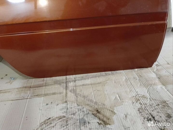 Дверь задняя правая калина