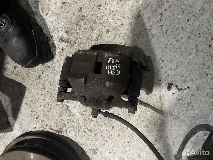 Суппорт передний правый nissan qashqai J10