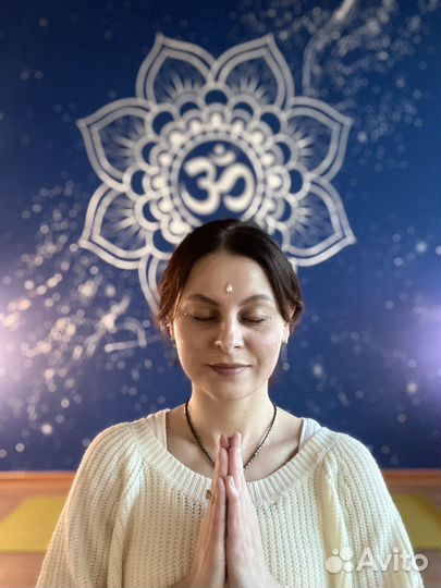 Йога, гвоздестояние