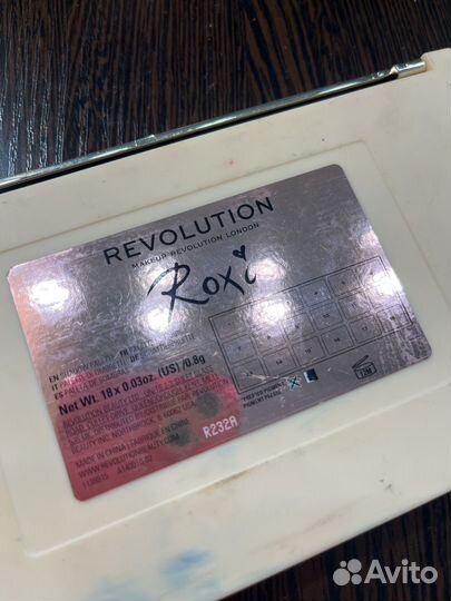 Тени makeup revolution Roxi