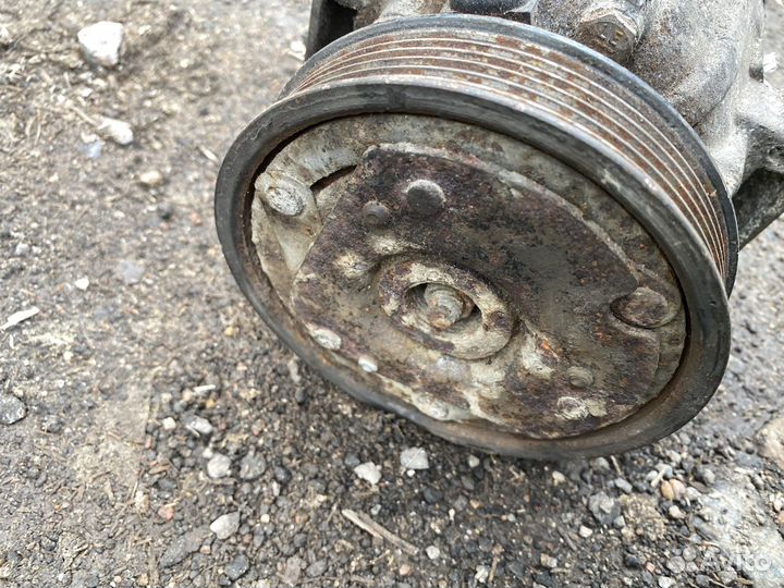 Компрессор кондиционера Renault Scenic