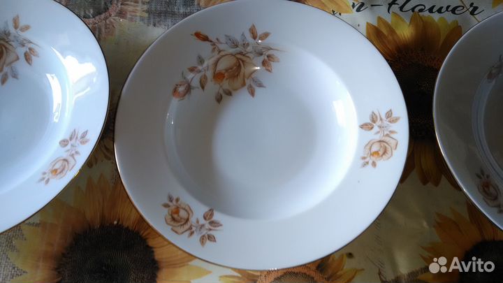 Сервиз столовый производство Словения