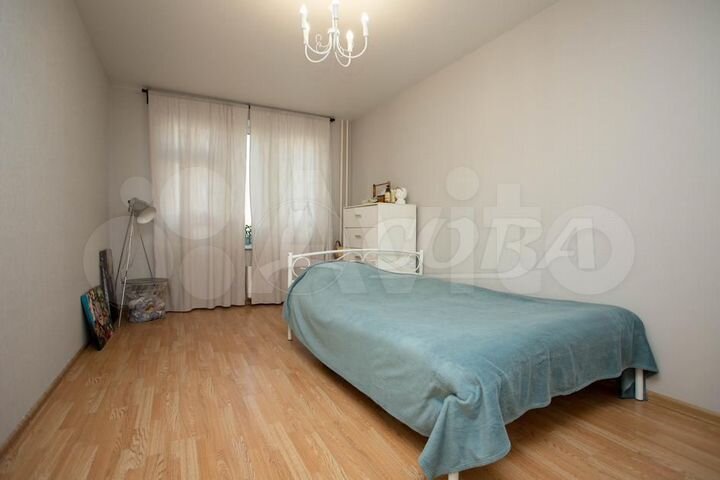 3-к. квартира, 81 м², 1/16 эт.