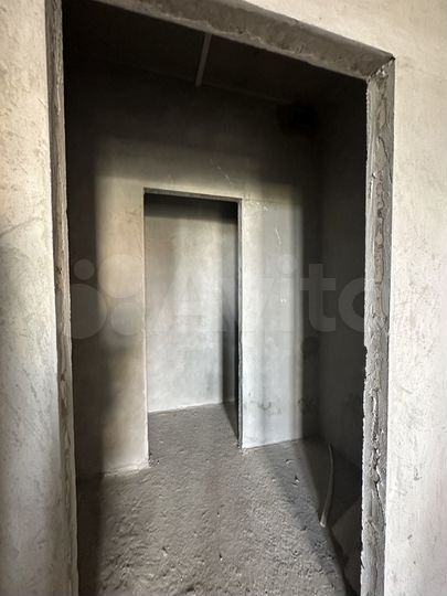 Первый этаж - 38 кв м Идеальная площадь для малого