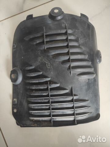 Подкрылок Mercedes E350 W211