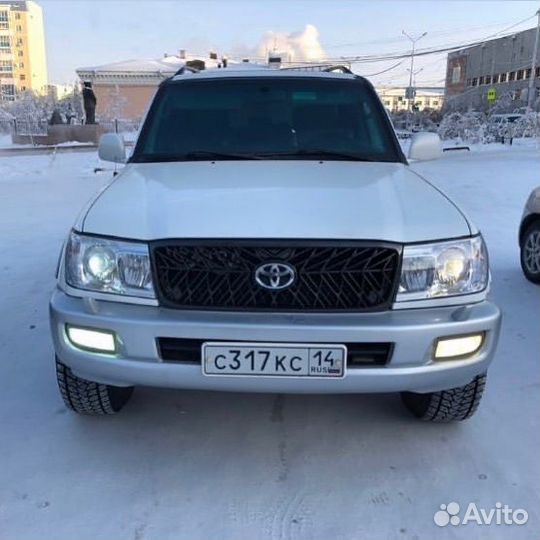 Land Cruiser 100 2005-2007 Решетка TRD V4VK9