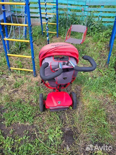 Детский трехколесный велосипед с ручкой