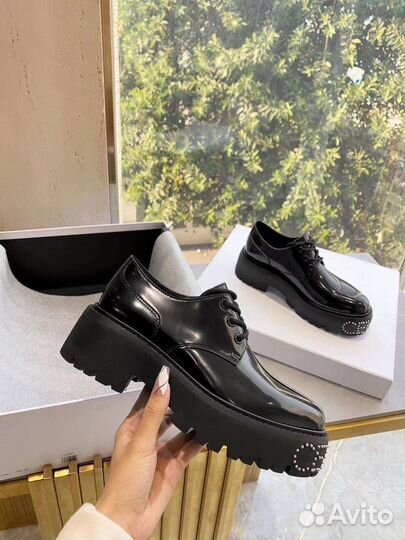 Туфли кожаные Celine