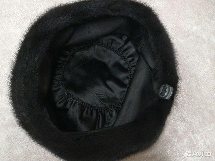 Женский норковый берет