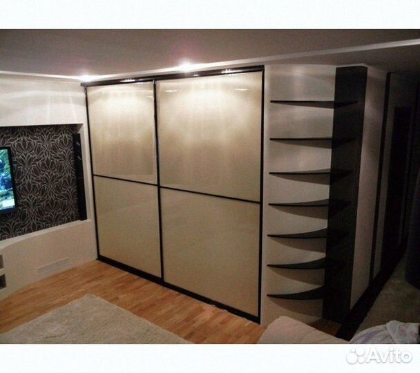 Шкаф купе в нишу с фабрики