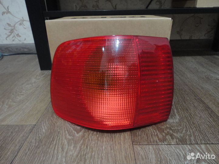 Задние фонари (повороты, стопы) Ауди 80 Б4