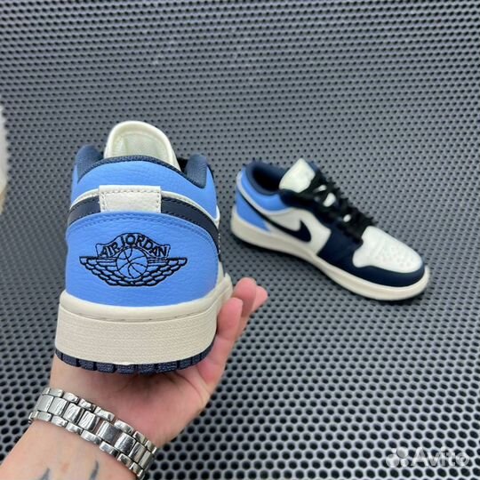 Кроссовки Nike Air Jordan 1 Low