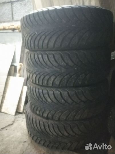 Sava Eskimo Stud 205/55 R16