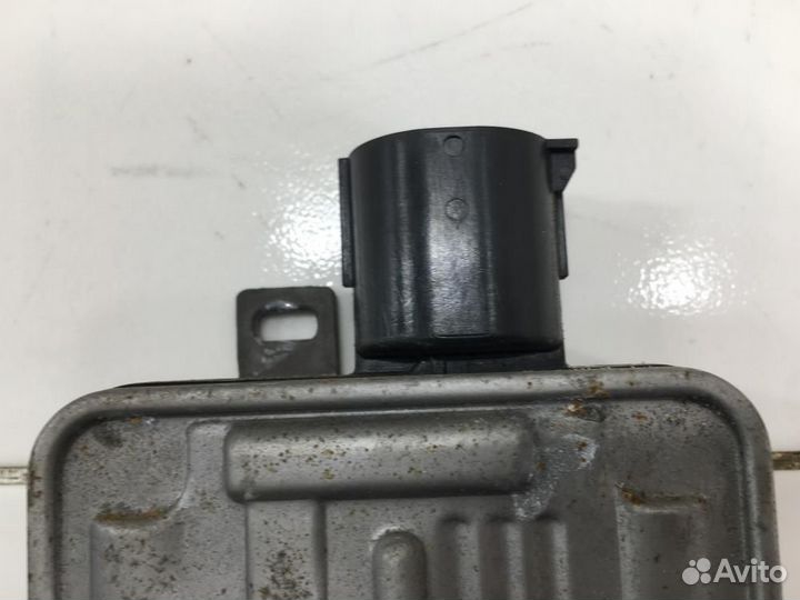 Блок управления вентилятором Volvo V60 I (2010—2013)