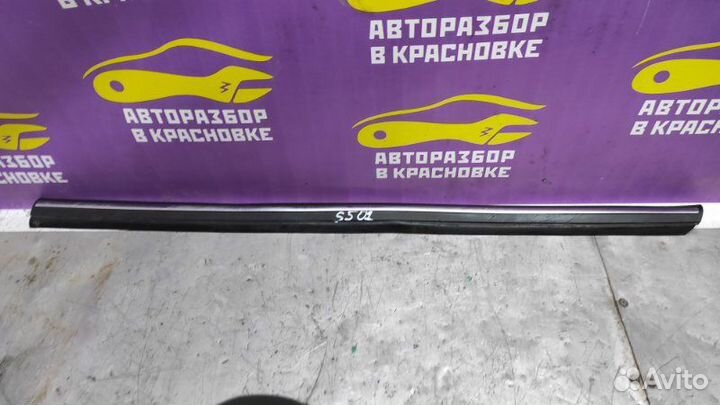 Накладка двери передняя правая Infiniti Fx35 S50