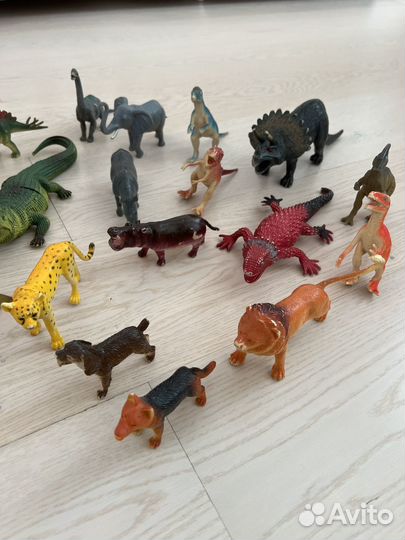 Игрушки фигурки животных