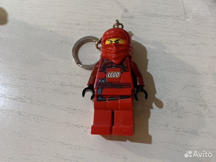 Фигурки/брелки лего