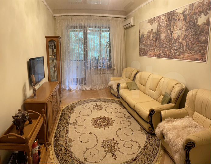 3-к. квартира, 70 м², 3/3 эт.