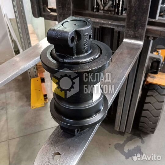 Каток опорный Kato HD550G