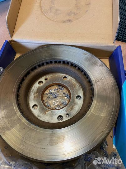 Комплект оригинальных тормозных дисков