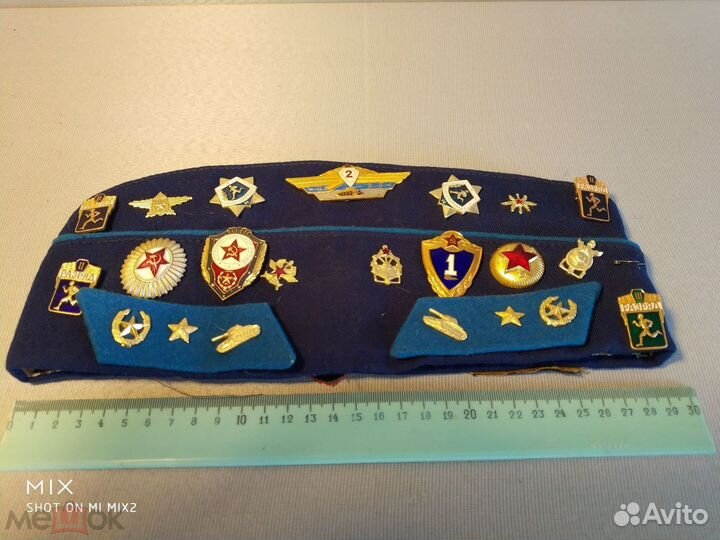Пилотка военная + значки/Фуражка