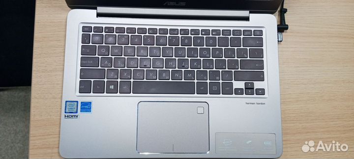 Asus zenbook UX330U
