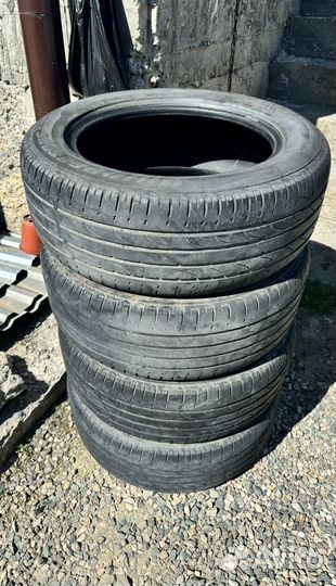 Bridgestone Desert Dueler 235/55 R17