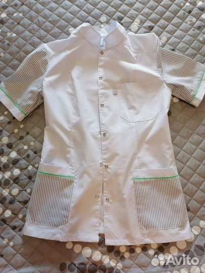 Медицинская куртка