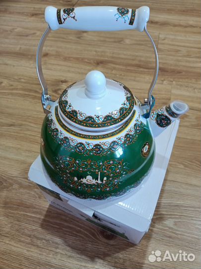 Чайник эмалированный новый