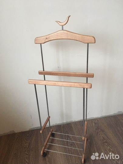 Напольная вешалка