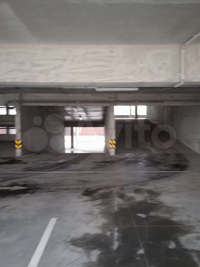 Машиноместо, 13 м²