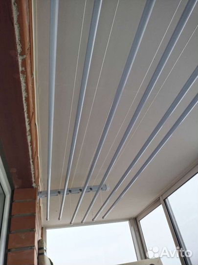 Вешалка потолочная