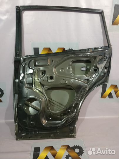 Тойота Раф 4 2013- Дверь задняя правая 0290