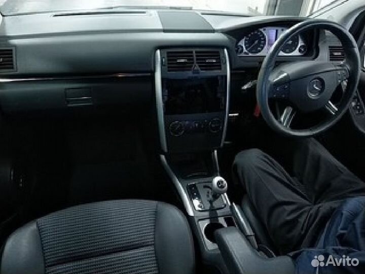 Амортизатор на Mercedes-Benz B-Class T245.232